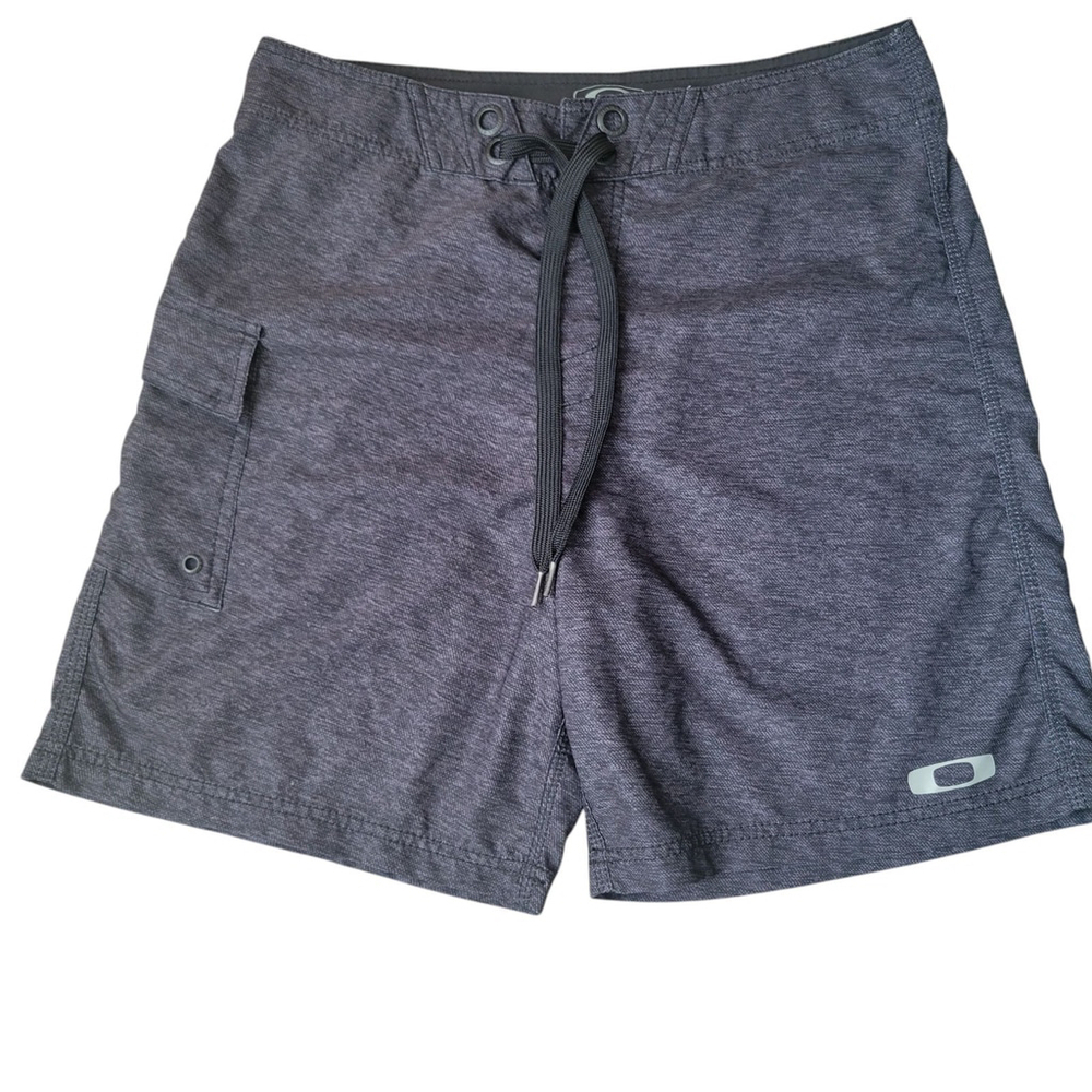 Oakley Men's Swim Shorts Size 32 Pre-owned Waist 32 Inseam 7.5" Pre-owned